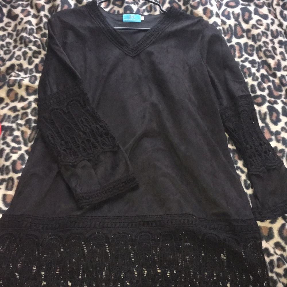 Black knit top with crocheted lace detail :)
